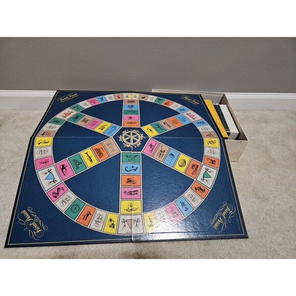 Trivial Pursuit Master Game Genus Edition 1981 Board Game - Picture 2 of 4